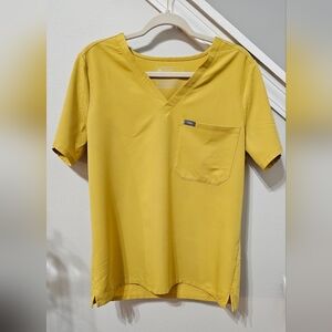 Figs Catarina one pocket scrub top, size large, light gold